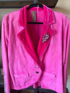 Aratta Bright Pink Velvet-Trim Blazer with Decorative Brooch